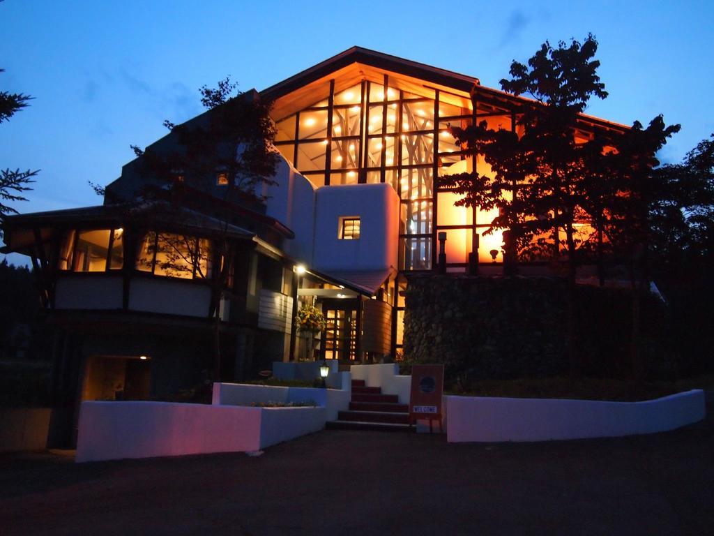The Phat House Bed & Breakfast Hakuba Exterior photo