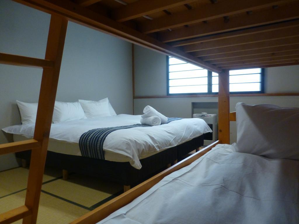 The Phat House Bed & Breakfast Hakuba Room photo